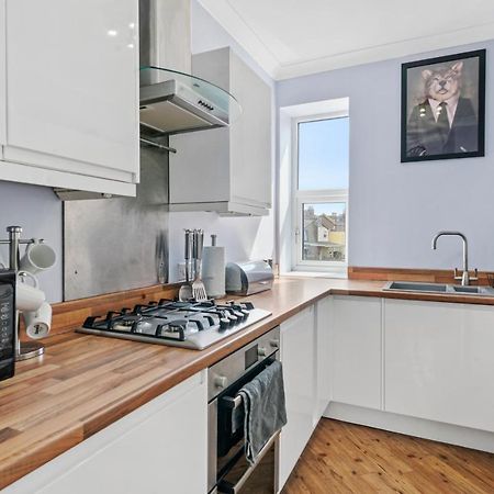 The Emerald Gem - Overlooking The Park Apartment Bristol Exterior photo